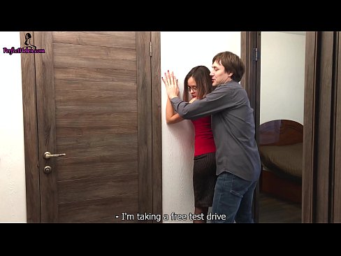 ❤️ Sexy Realtor e Itšohlometsa Pussy ea Hae le Li-Fucks Ha A ntse A Rekisa Afolete ea Hae - Krempai Porno ❌❤
