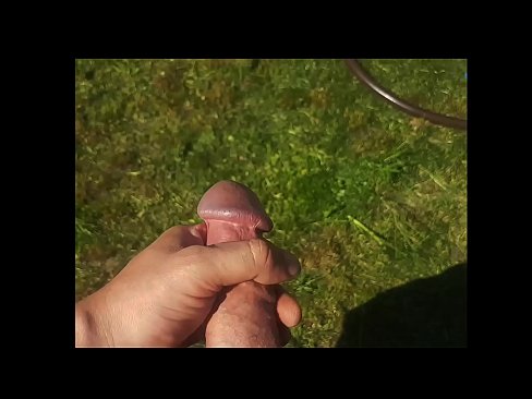 ❤️ Hot hottie o phunya nana ea hae e pinki 'me e koetsoe ka squirt serapeng sa lehlabula Porno  ❌❤